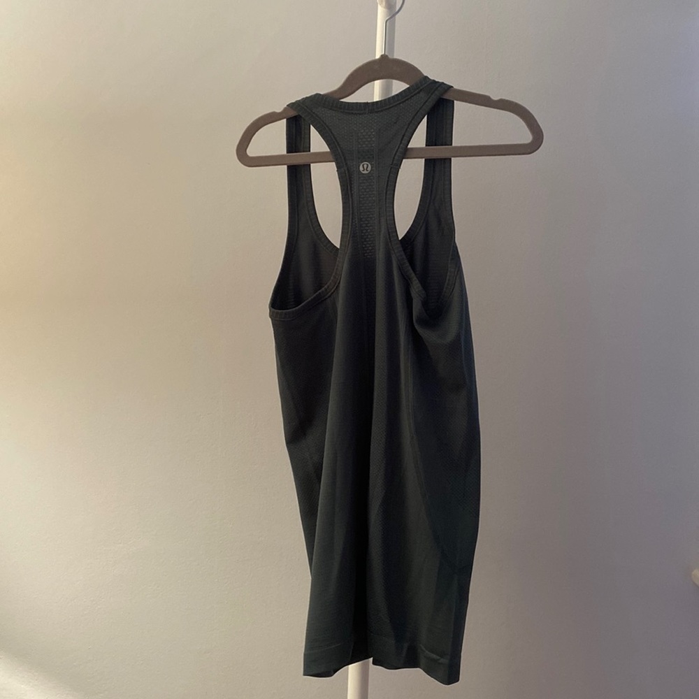 Lululemon Run Slim Fit Swiftly Tech Tank - Olive Green
